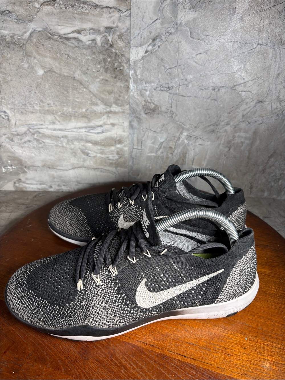 Nike Free 4.0 Flyknit Men’s Size 8.5 Black Athletic Shoes